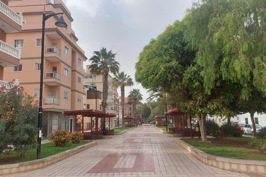 Seaside Apartment With Balcony ラス・ガジェタス エクステリア 写真