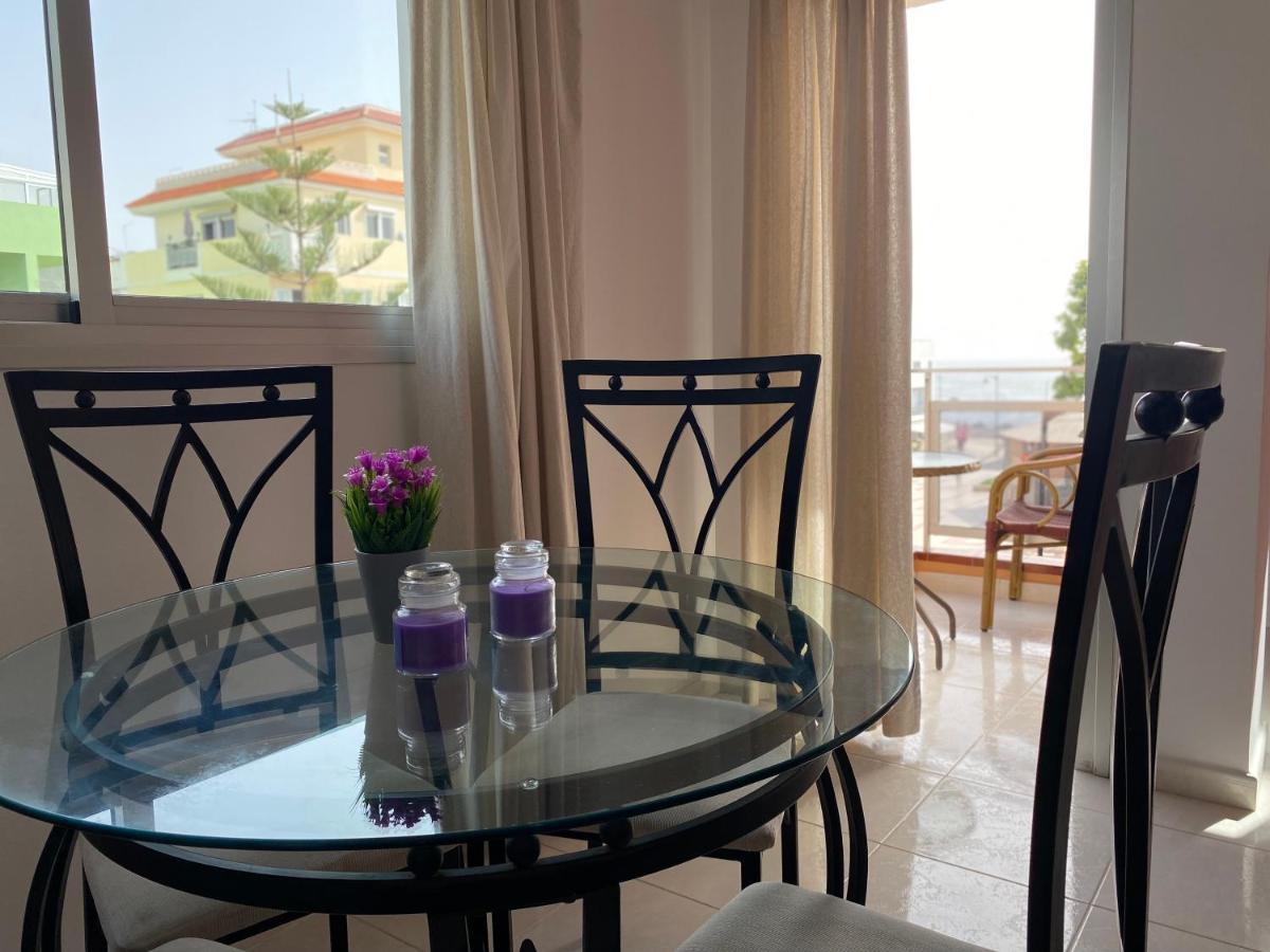 Seaside Apartment With Balcony ラス・ガジェタス エクステリア 写真